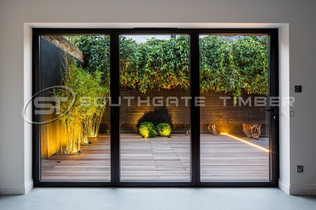 Iroko 20 x 120mm Smooth Double