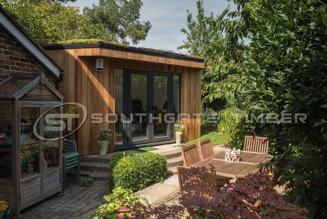 Western Red Cedar 18 x 144mm Channel Groove ST6 