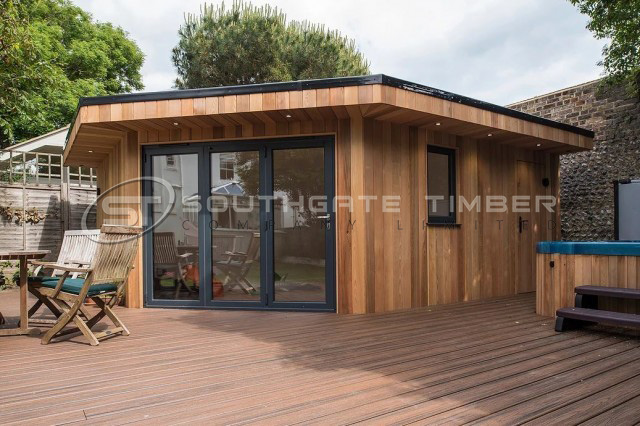 Western Red Cedar 18 x 144mm Channel Groove ST6 