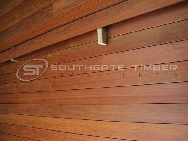 IPE 21 x 145mm smooth 2 sides grooved for hidden fix 1st grade