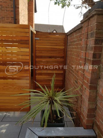 Western Red Cedar 20 x 70mm P.A.R. Fencing