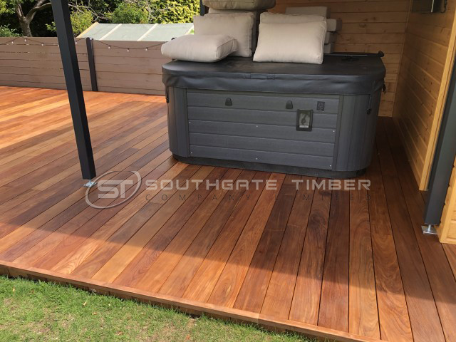 IPE 21 x 145mm smooth 2 sides grooved for hidden fix 1st grade